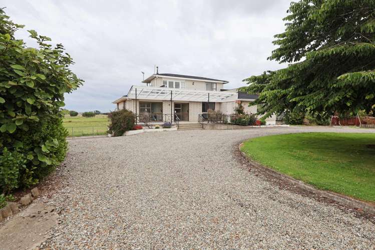 220 Bay Road West Plains_38