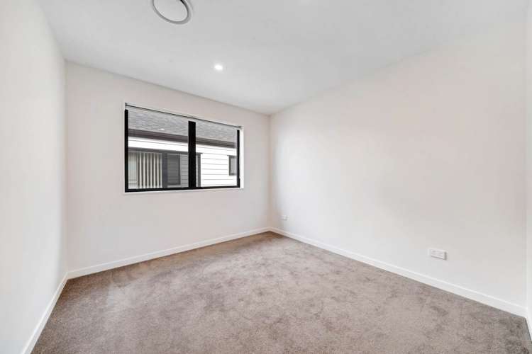 38 Ascent Street Flat Bush_21