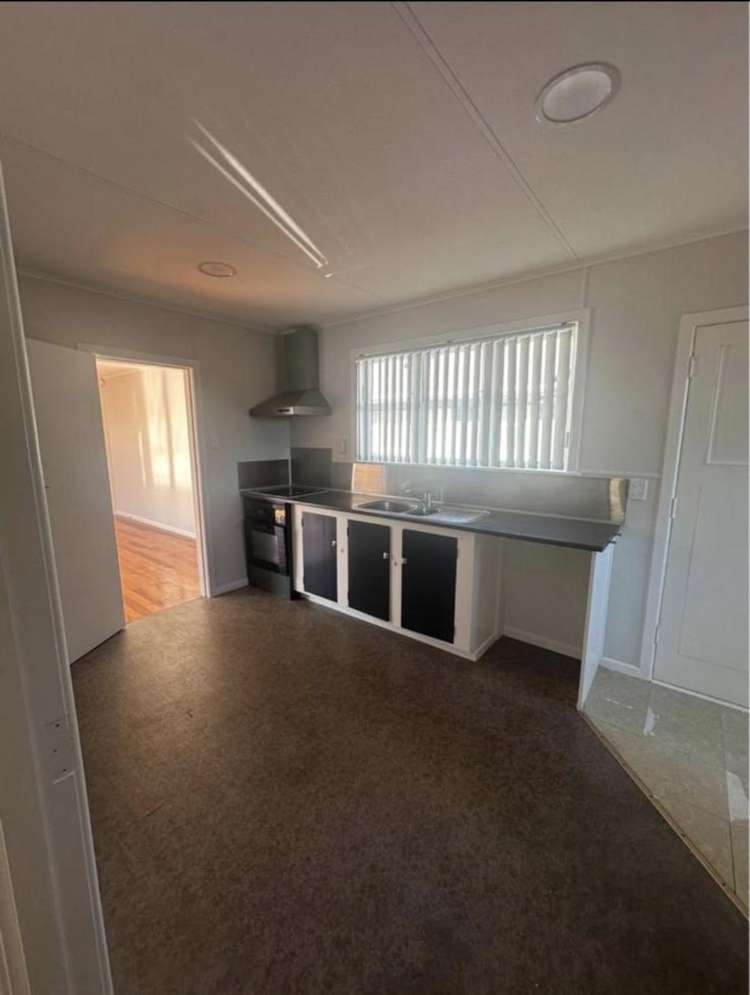 14 Roseville Street New Windsor_9