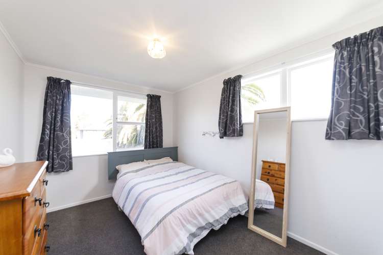 22 Fairview Avenue Feilding_14