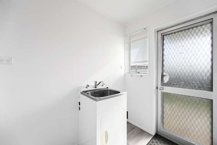 13B Sandalwood Drive Dinsdale_9