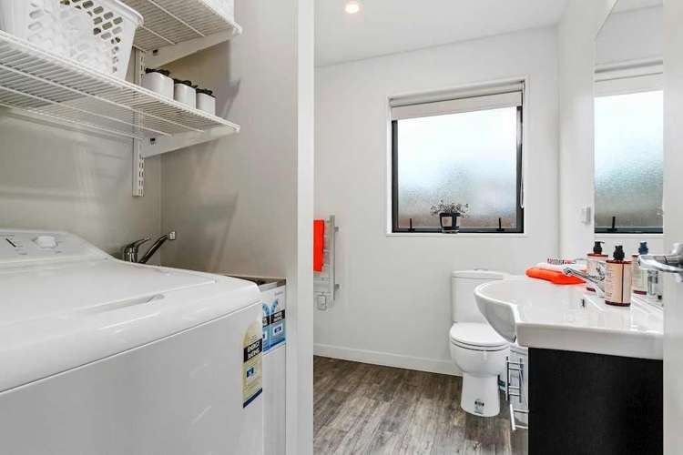 14B Saffron Street Birkdale_12