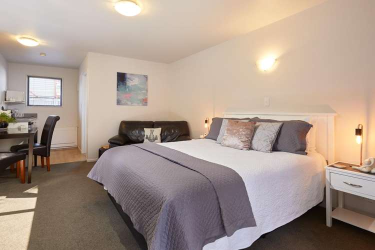 78 Charles Street Blenheim Central_15