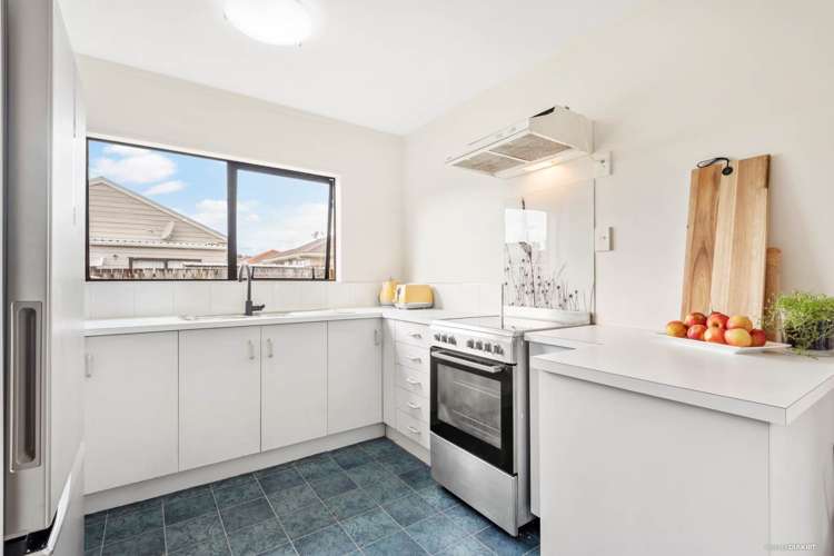 3/83 Glendale Road Glen Eden_6