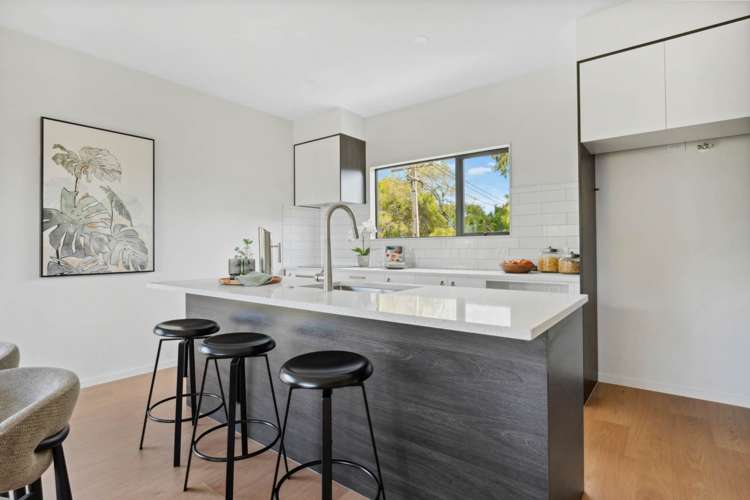 4 & 5/21 Erima Avenue_4