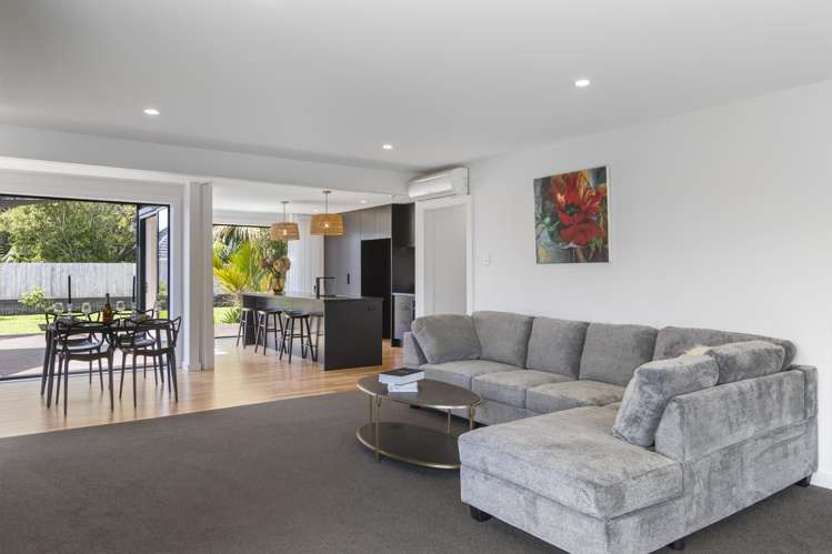 145 Seaview Road Westown_14