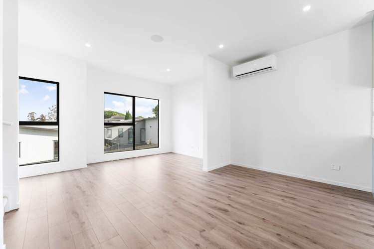 7/107 Hobsonville Road West Harbour_8