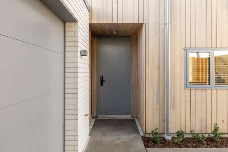 3/979 Colombo Street_3