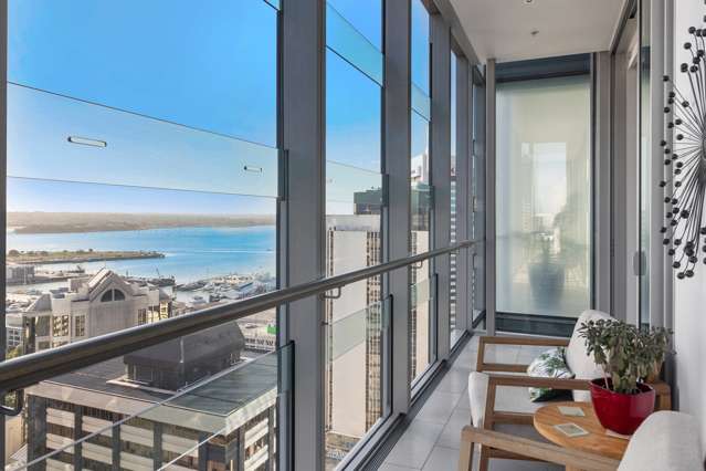 Spectacular Penthouse Luxury with Harbour Views