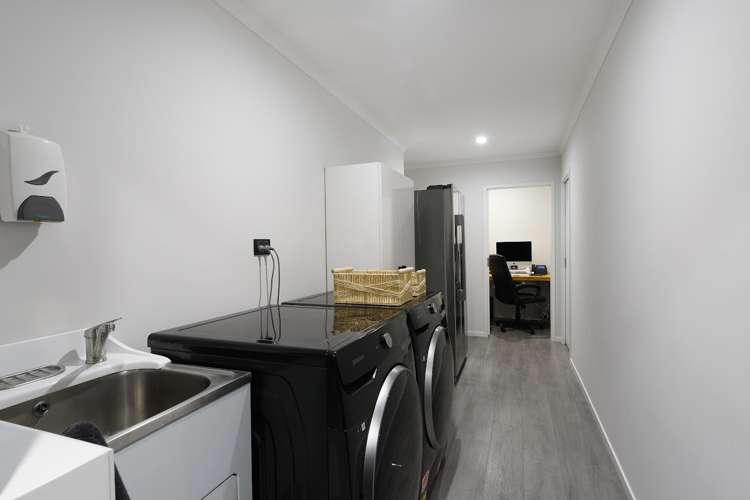 65 Puhirake Crescent Pyes Pa_24