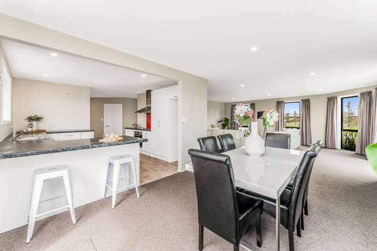 22 Sandstone Crescent Rolleston_11