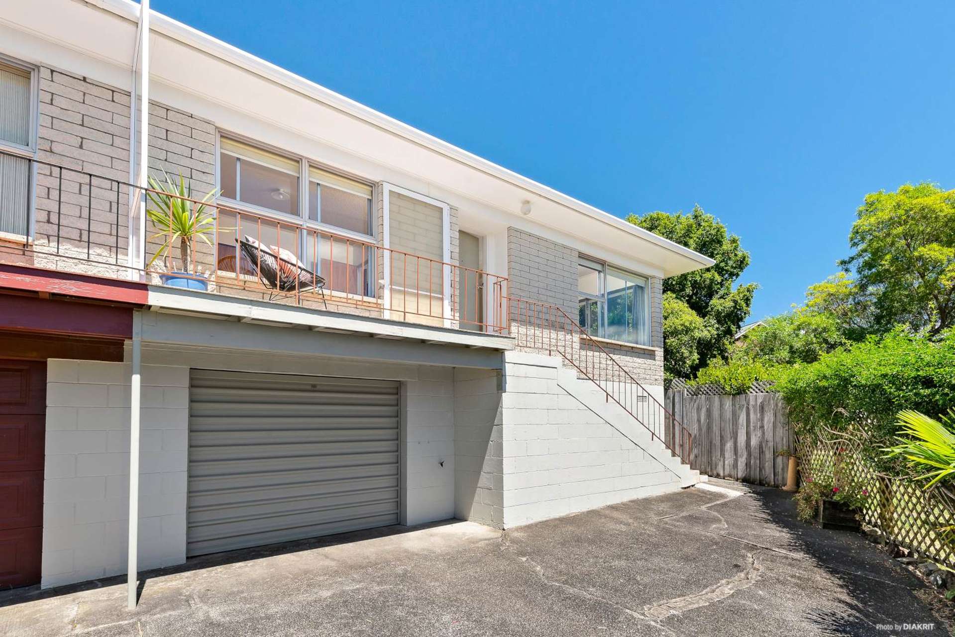 2/4 Velma Road Hillcrest_0