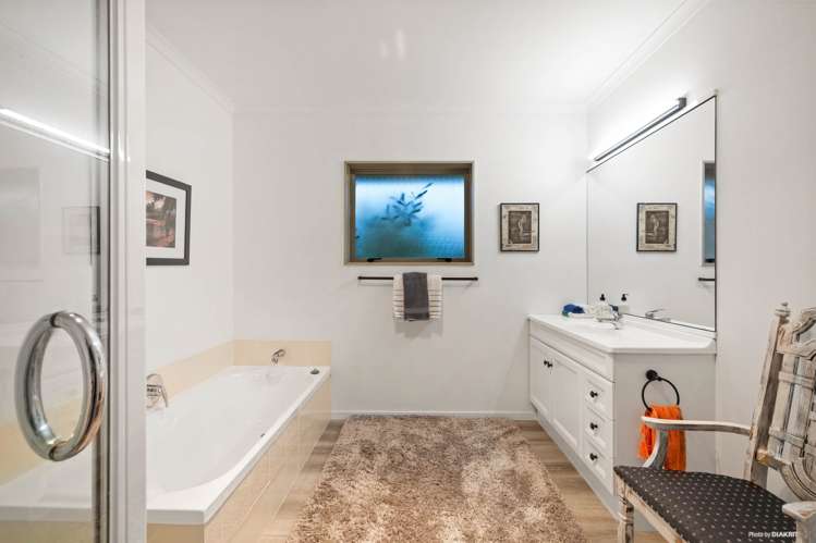15 Awaroa Stream Drive Waiuku_15