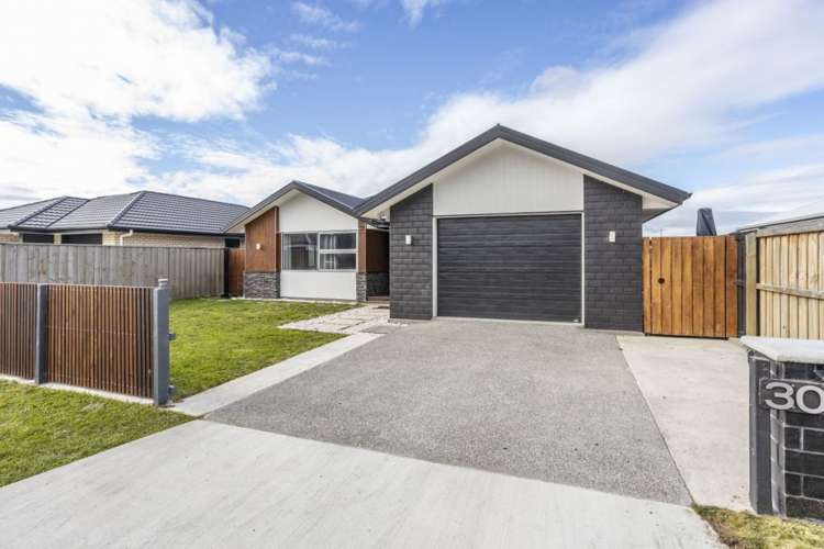 30 Mehrtens Crescent Woodend_19