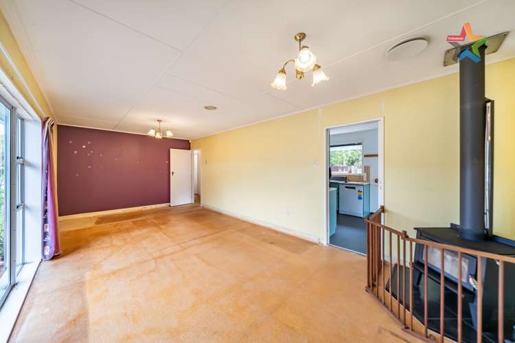 6 Kendal Grove Wainuiomata_8