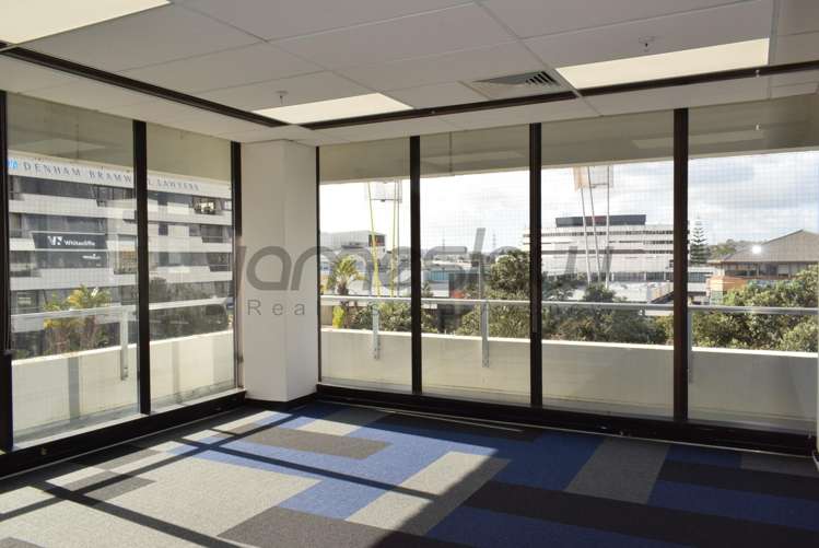 2/2 Osterley Way City Centre_7