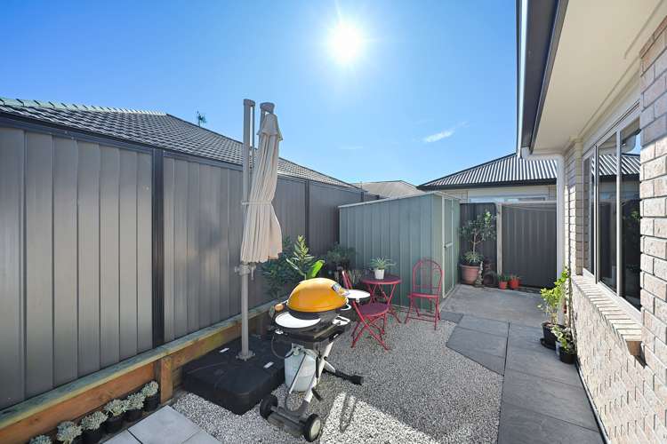 60 Stan Heather Drive Glenview_22