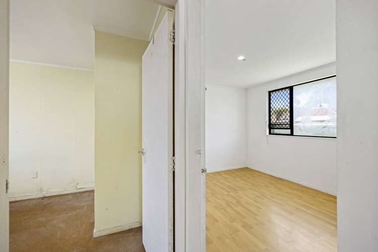 2/3 Pembrook Street Papakura_16