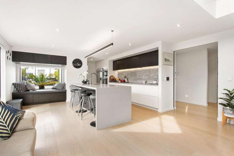 47 Winchester Street Merivale_1