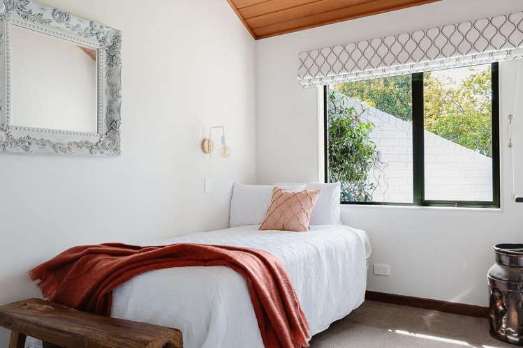 860C Pyes Pa Road Pyes Pa_12