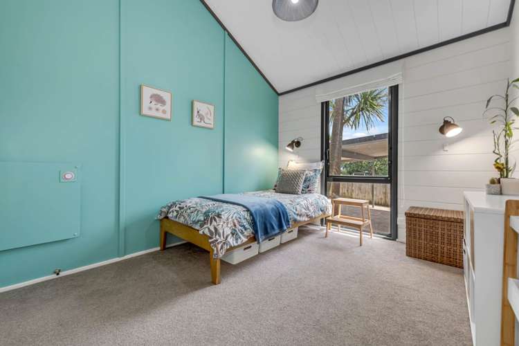 31 Karaka Road Beachlands_18