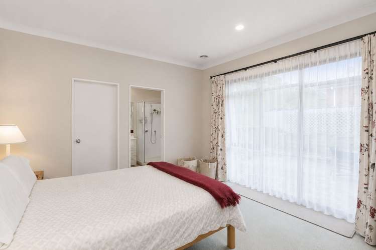 73 Amesbury Drive Churton Park_8
