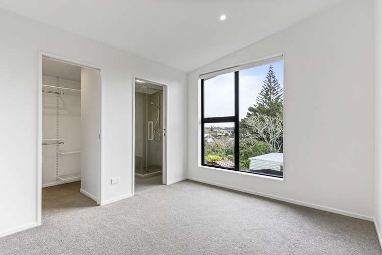 10/82 East Coast Road Milford_9