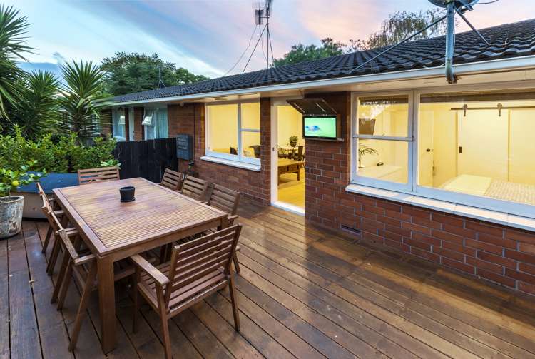 1/25 Lagoon Drive Panmure_13