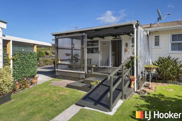 19 Joanne Crescent Pukehangi_11