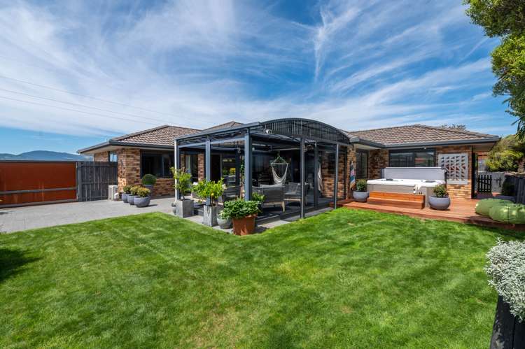 17 Great West Road Westbrook_0