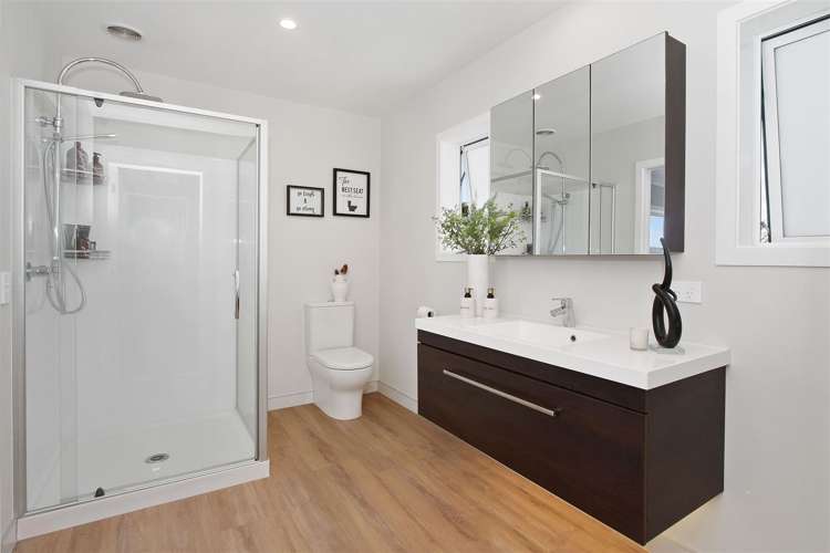 28a Torkar Road Clarks Beach_20