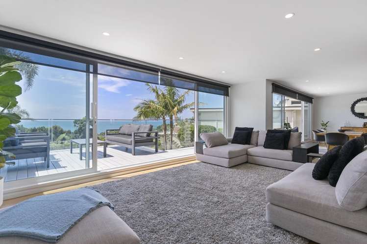 73 Churchill Road Murrays Bay_1