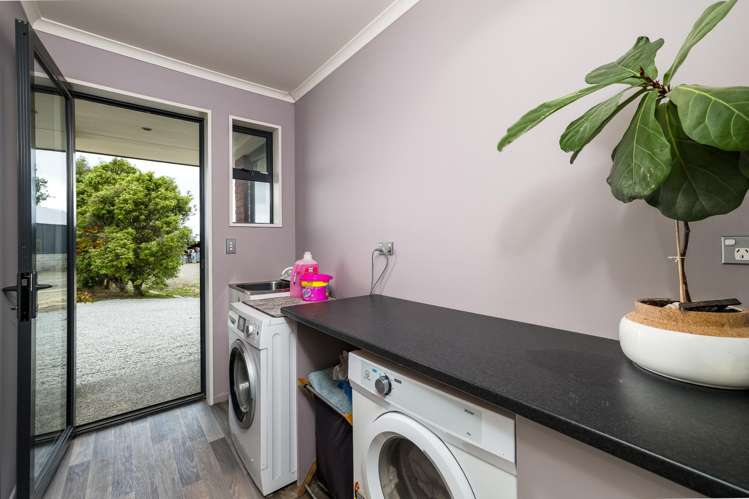 55 Timaru Road Waimate_15