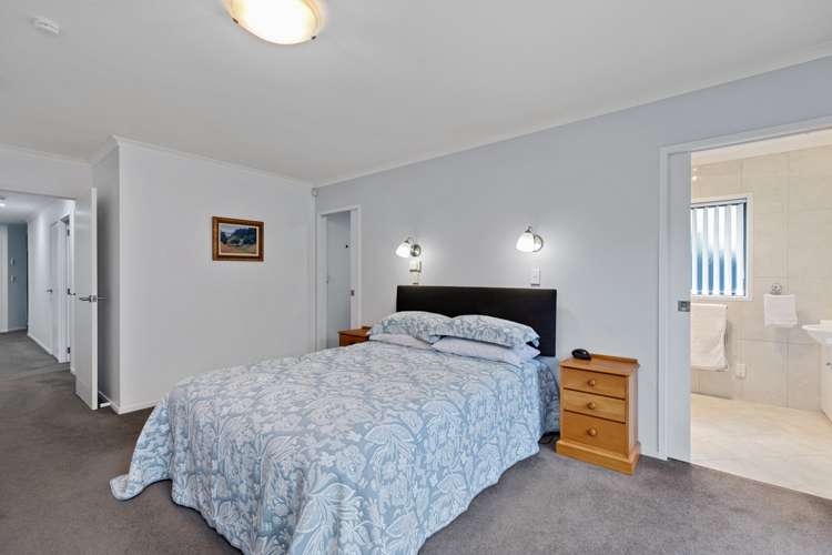 26 Palm Springs Boulevard Papamoa_14