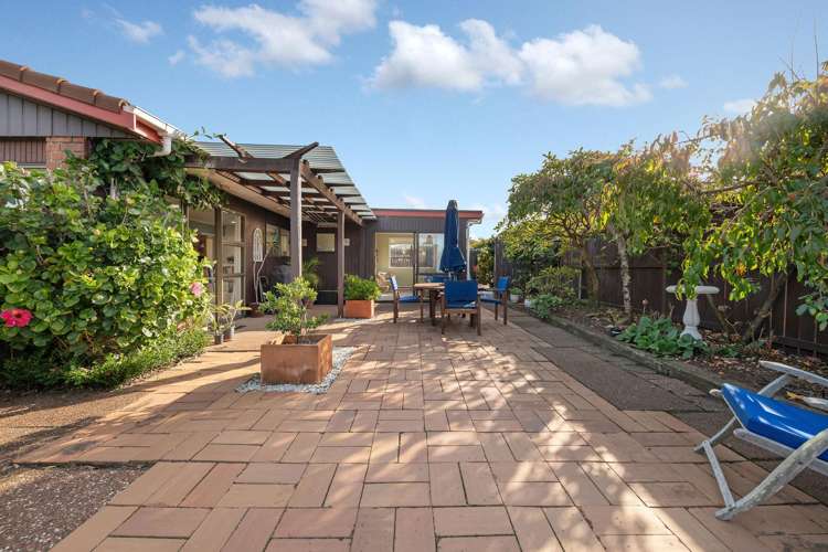 2 Mark Edward Drive Half Moon Bay_10