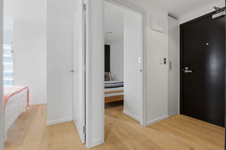 1701/8 Airedale Street City Centre_15