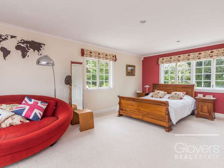 467 Scenic Drive Waiatarua_11