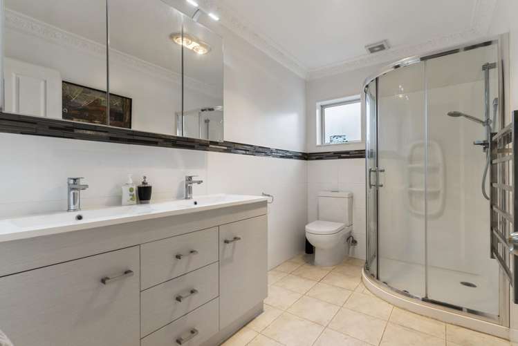 64 Whitford Road Botany Downs_21