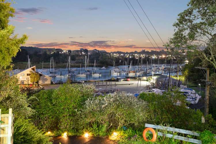 4 Fairhaven Walk Wade Heads_33