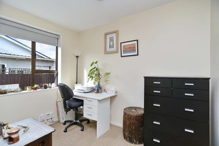 2/39 Randolph Street Woolston_11