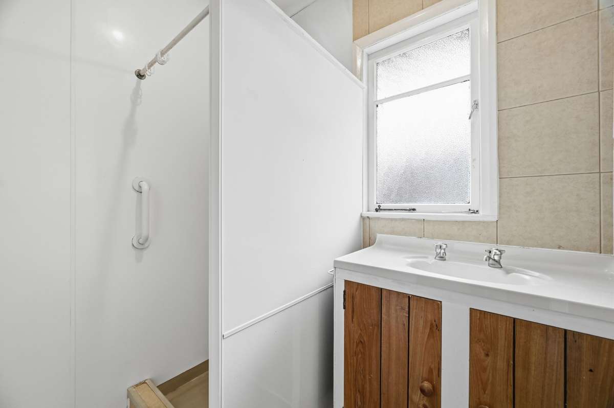 25 Russell Road_5