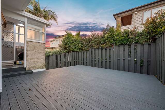 2/38 Corunna Road Milford_3