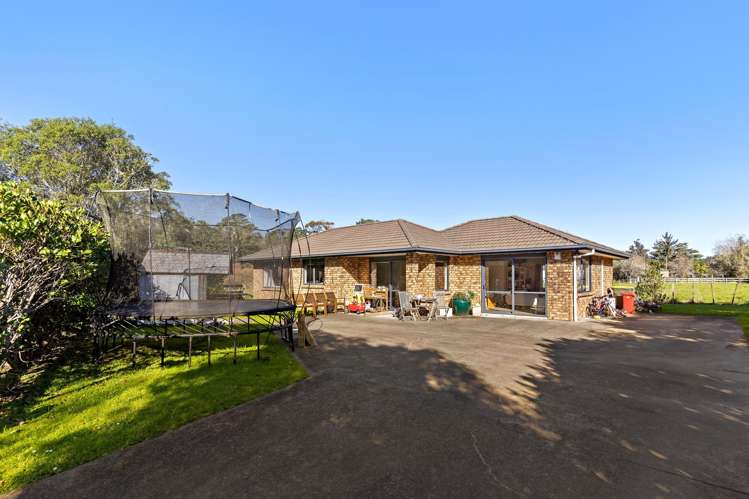 131 Foster Road Kumeu_9