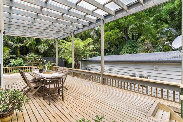 34 Valley Road Titirangi_4