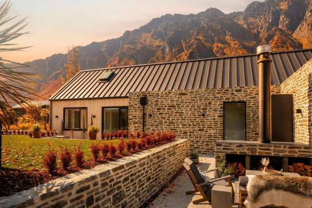 18 McKellar Drive Jacks Point_1