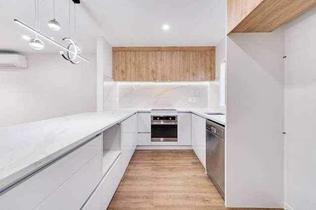 1/7 Gambare Place Wattle Downs_2