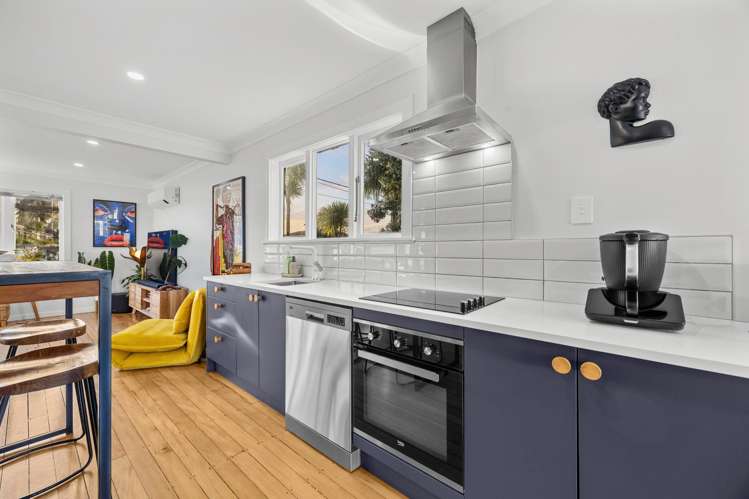 1/4 Ambler Avenue Glen Eden_12