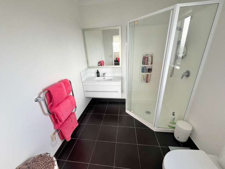 15 Ridge View Crescent Pukekohe_8