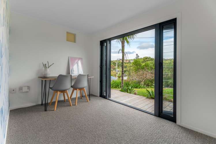 2 Te Makiri Road Onetangi_25