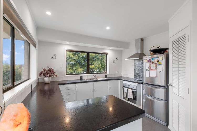 13 Seaview Rise Waiuku_6